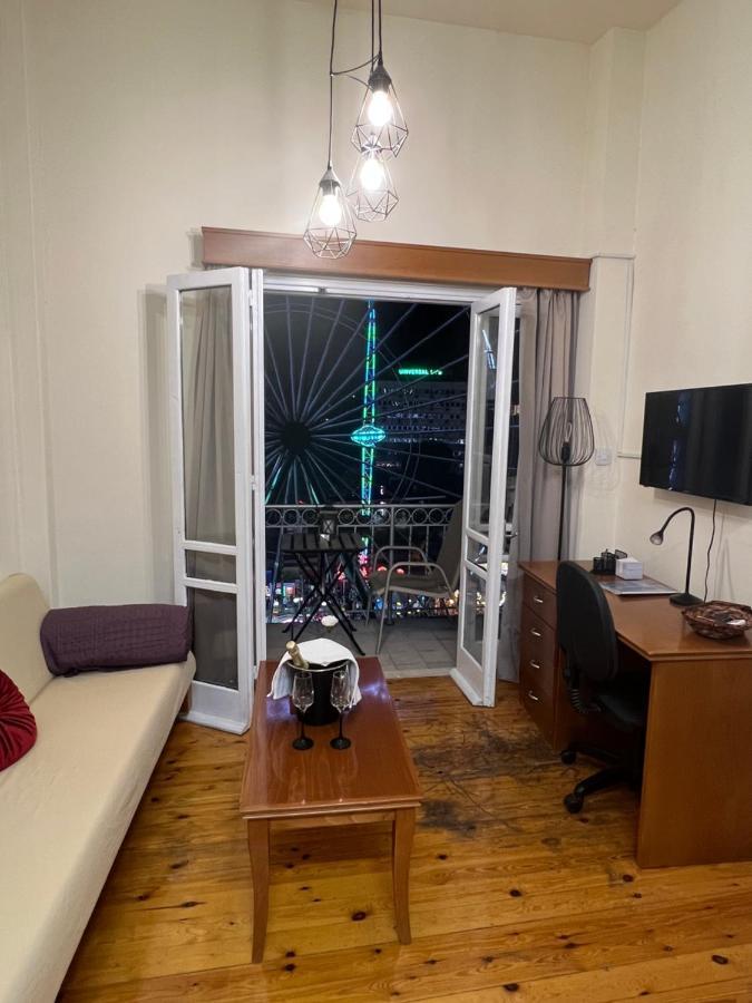 Apartment Centre Sky Views